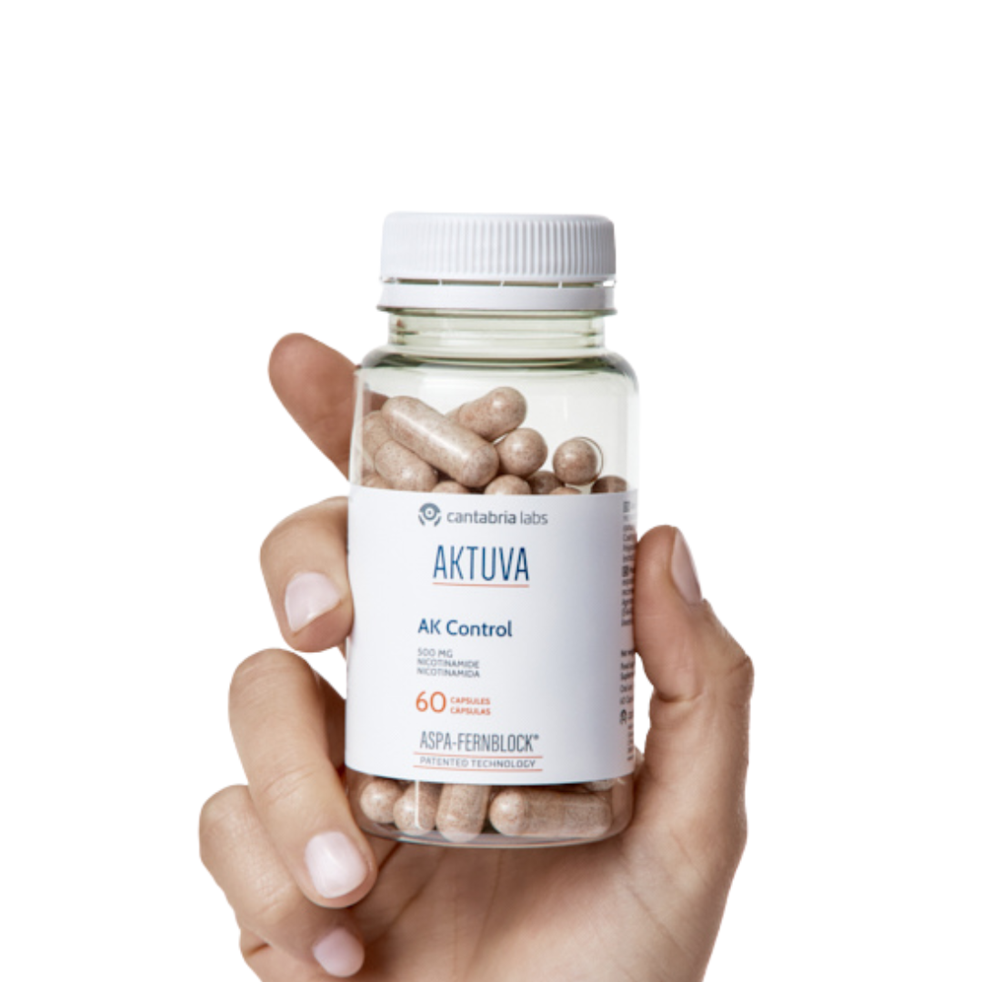 -Vitaminas y Suplementos-Cantabria Labs-Cantabria Labs,cápsulas solares,Heliocare,Heliocare Oral,Novedad,promohelio30,Protector Solar-Farmacia Cruz Cubierta